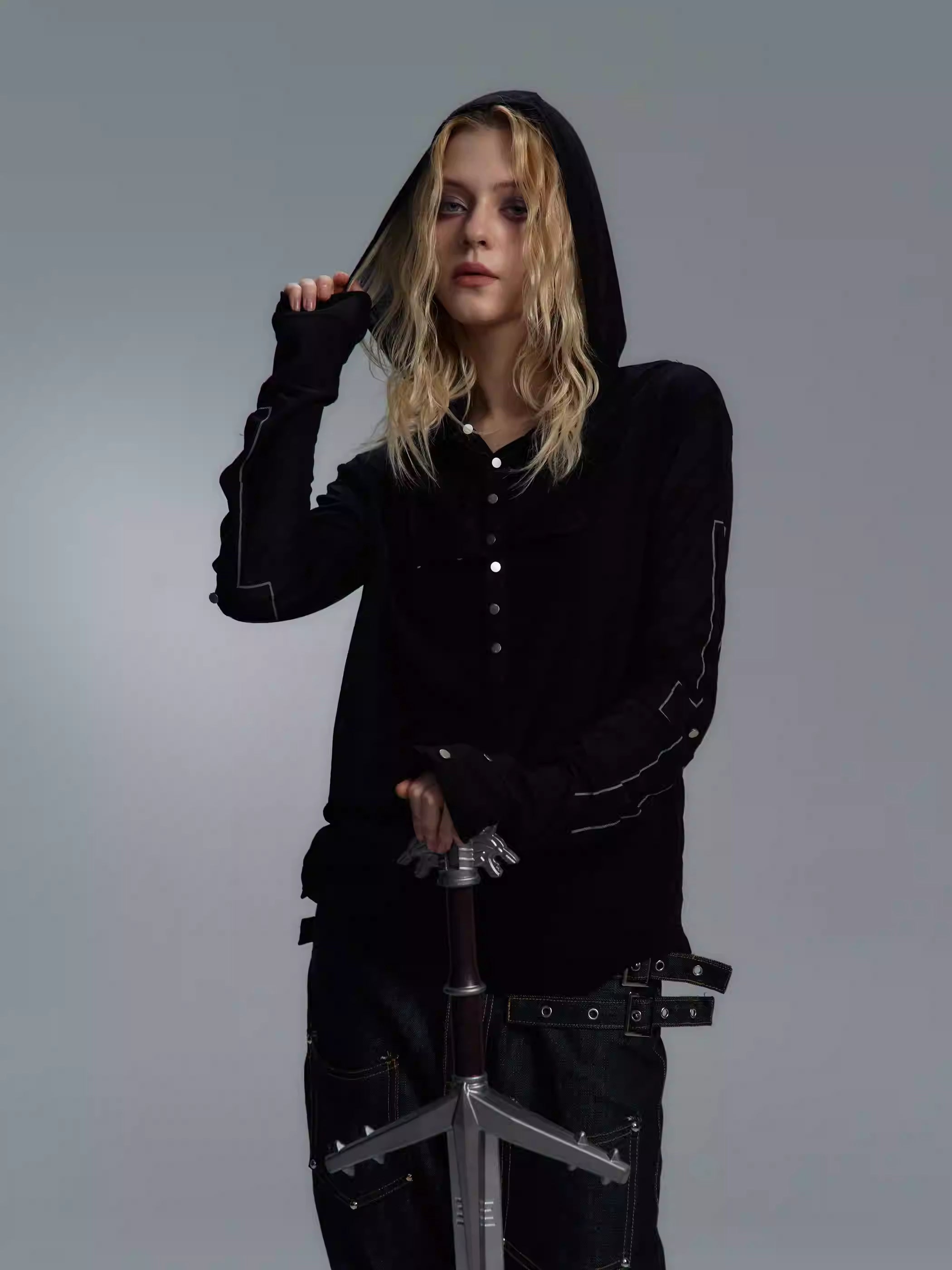 PAIKI multi button hoodie